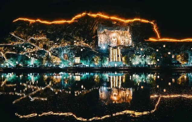 搞活夜間經濟,“夜味、夜玩、夜賞、夜購、夜養(yǎng)” 已成標配