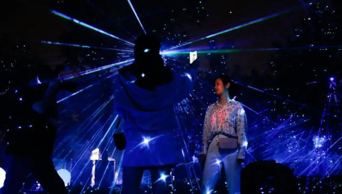 沉浸式旅游演藝：技術(shù)在山頂，內(nèi)容在半山腰 