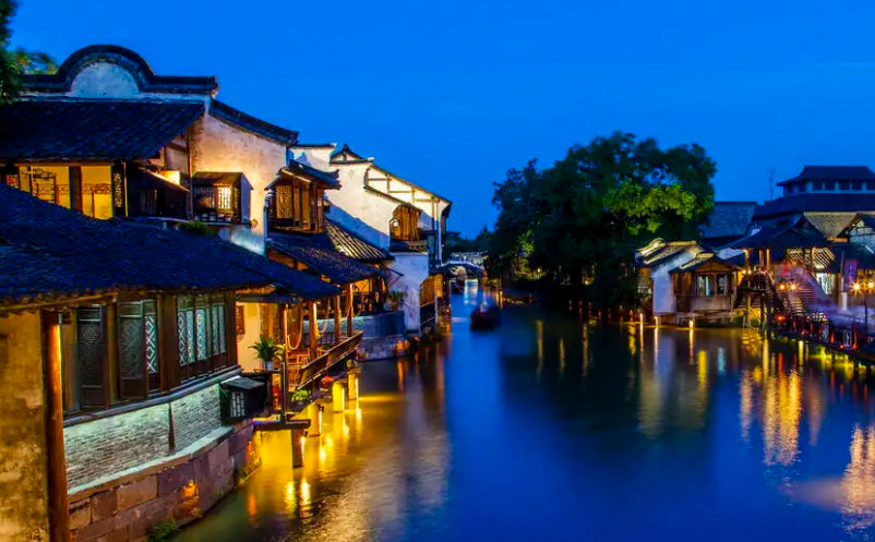 如何進(jìn)一步激活夜經(jīng)濟(jì)，引爆“夜動(dòng)力”