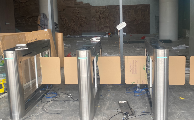 景區(qū)更換票務(wù)系統(tǒng)麻煩嗎？易景通專業(yè)實施團隊承諾7天平滑上線