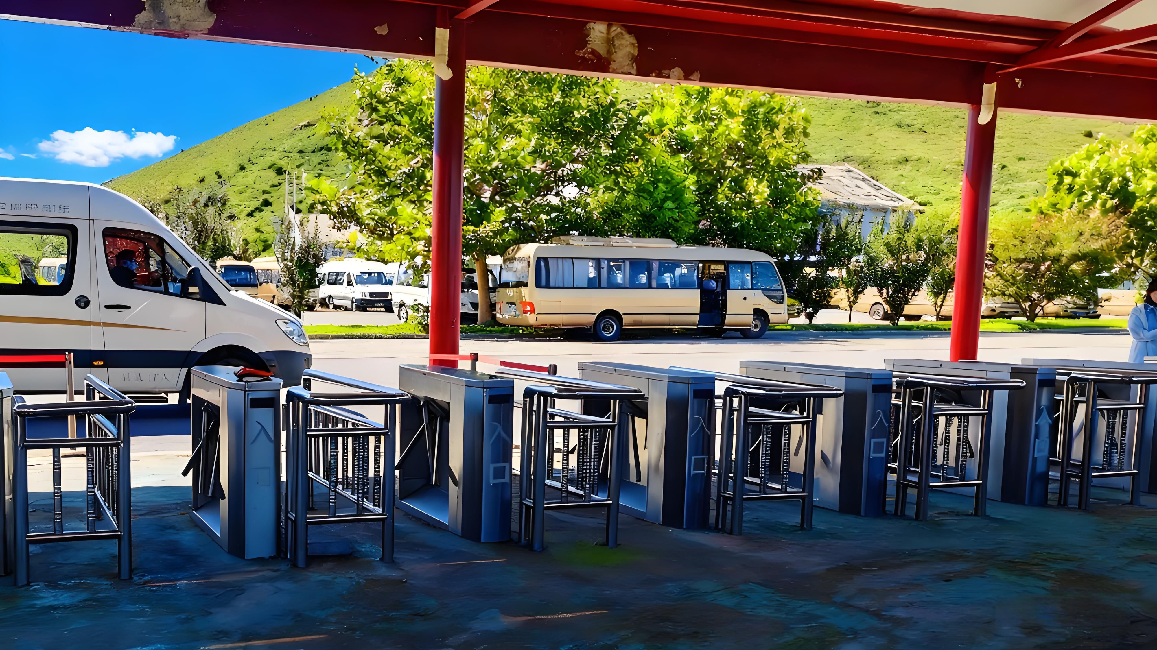 景區(qū)集團(tuán)旗下七八個(gè)景點(diǎn)票務(wù)各自為政怎么管理？試試易景通集團(tuán)版票務(wù)系統(tǒng)