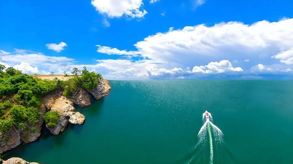 1760160570989524.jpg 關(guān)山湖國(guó)家水利風(fēng)景區(qū)__2.jpg